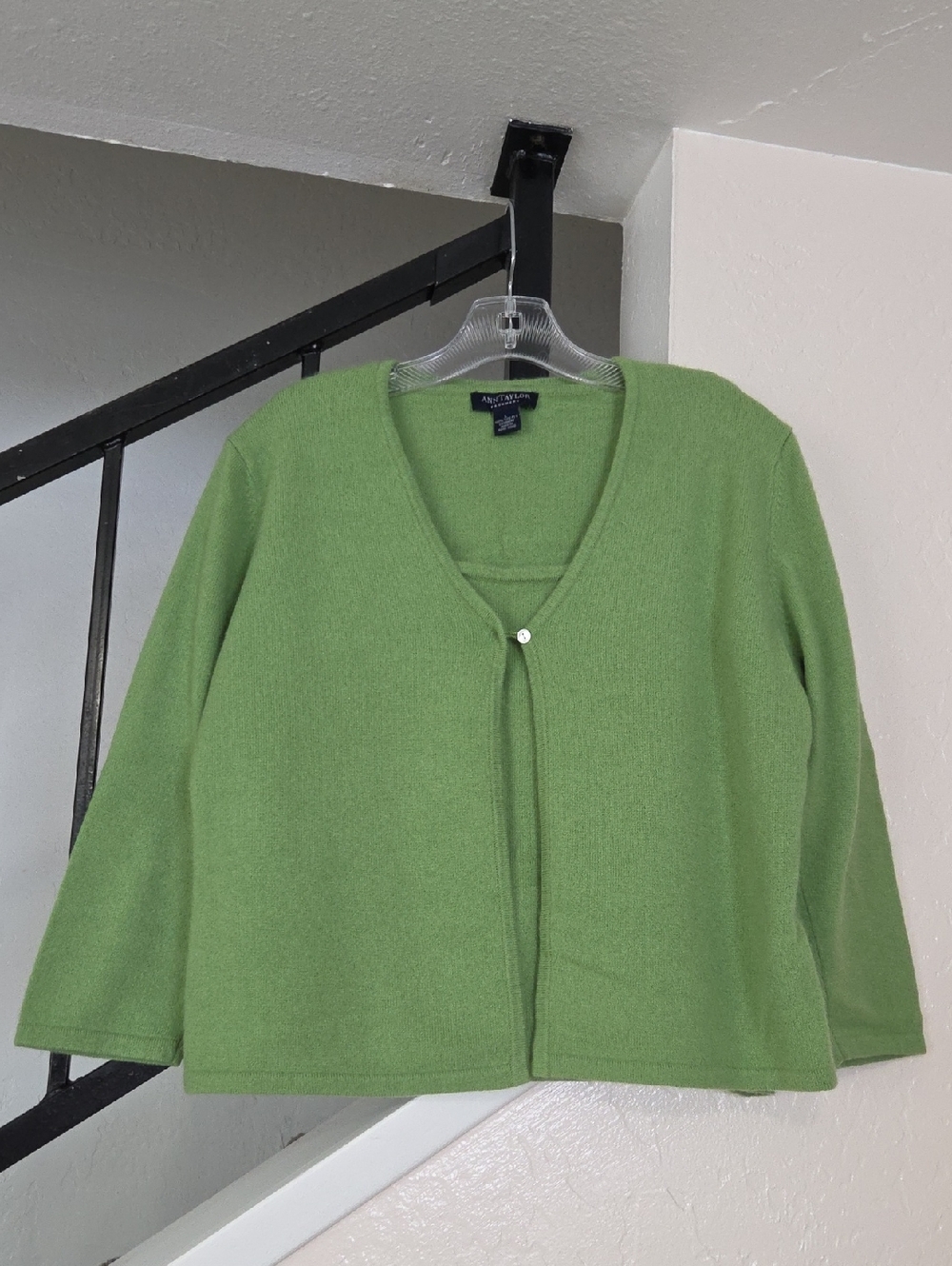 Lafayette 148 New York Green V-Neck Cashmere Blend Cardigan